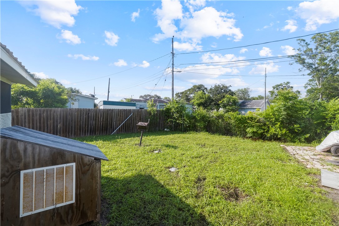 1821 Hawthorne Drive Corpus Christi TX 78404