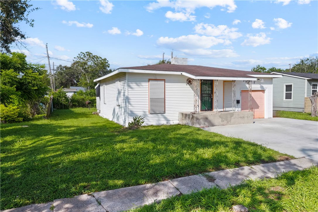 1821 Hawthorne Drive Corpus Christi TX 78404