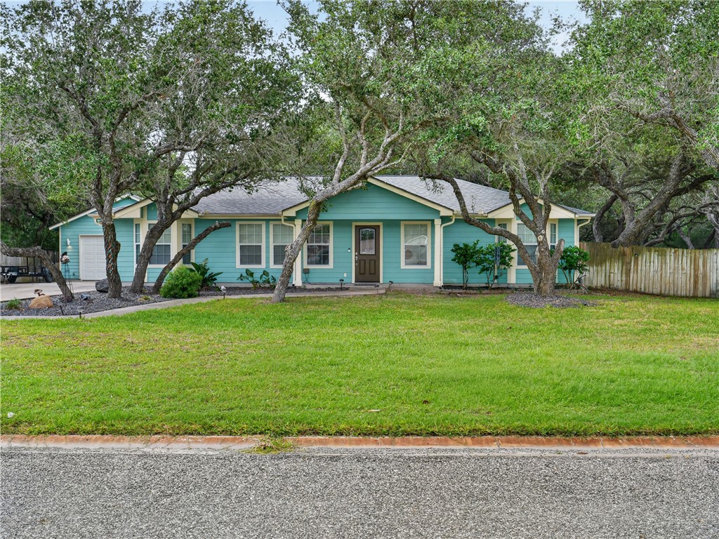 106 El Cid Drive Rockport TX 78382