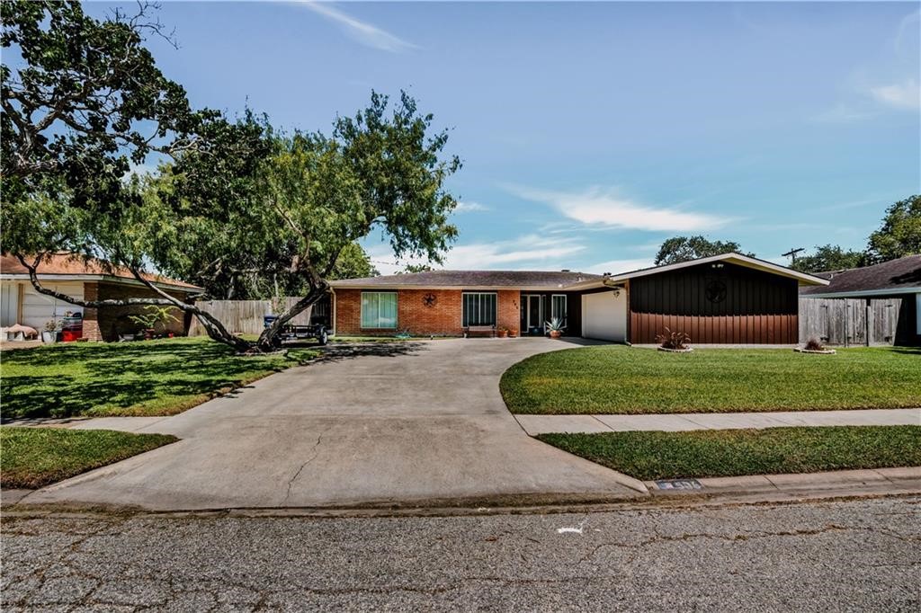506 Greenway Drive Corpus Christi TX 78412
