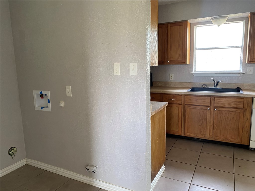 1233 Baywood Corpus Christi TX 78418