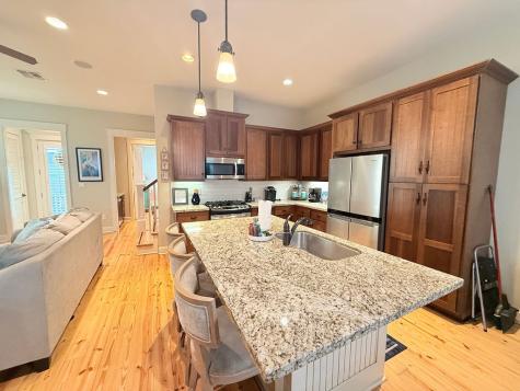 406 Sailhouse Way Rockport TX 78382
