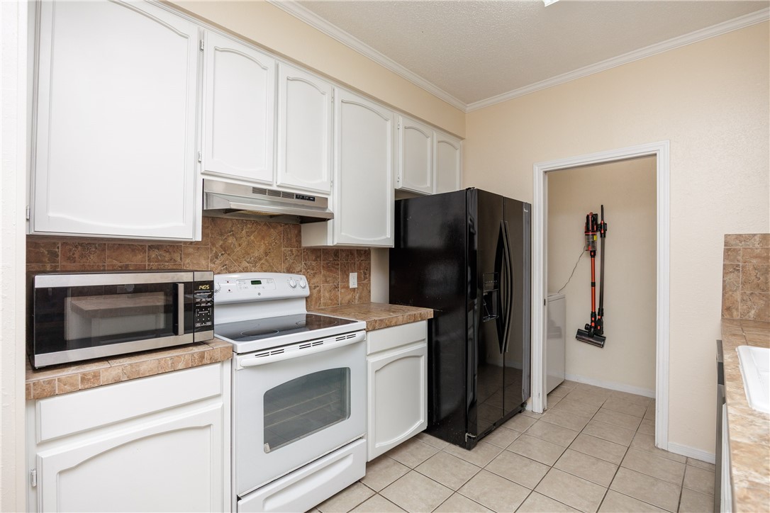 3052 Quail Springs A-2 Corpus Christi TX 78414