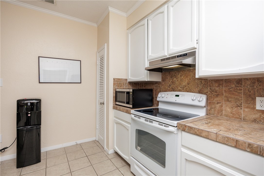 3052 Quail Springs A-2 Corpus Christi TX 78414