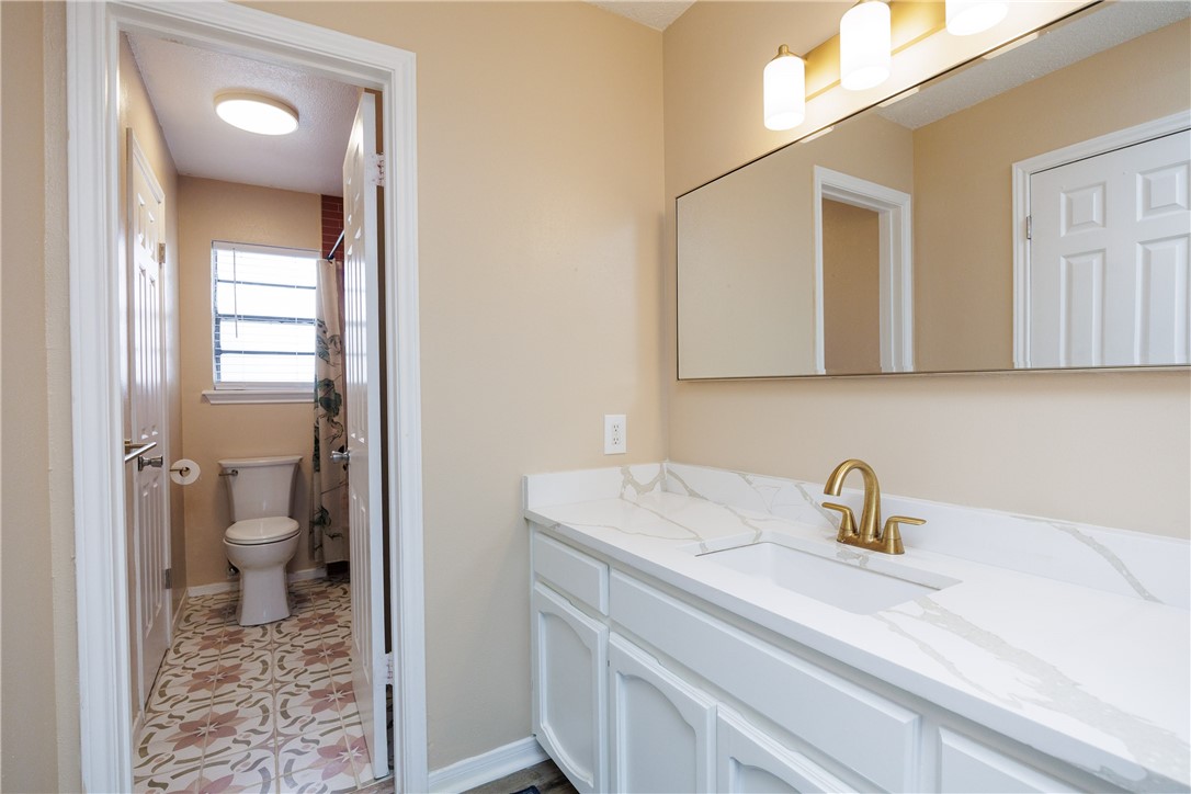 3052 Quail Springs A-2 Corpus Christi TX 78414