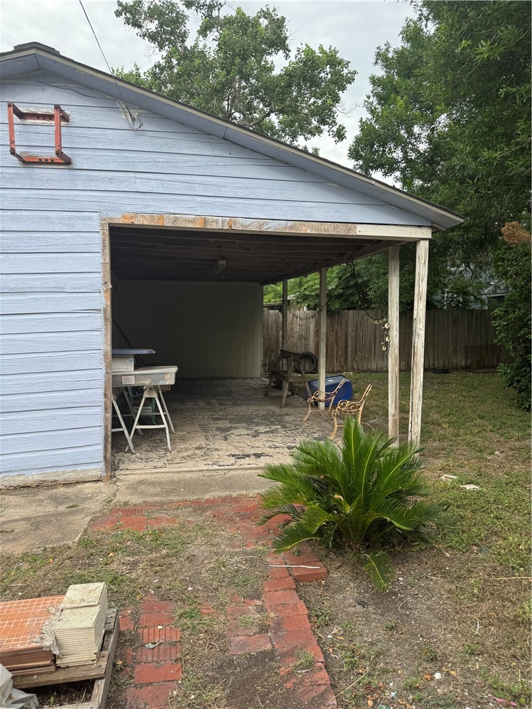 438 Hiawatha Street Corpus Christi TX 78405
