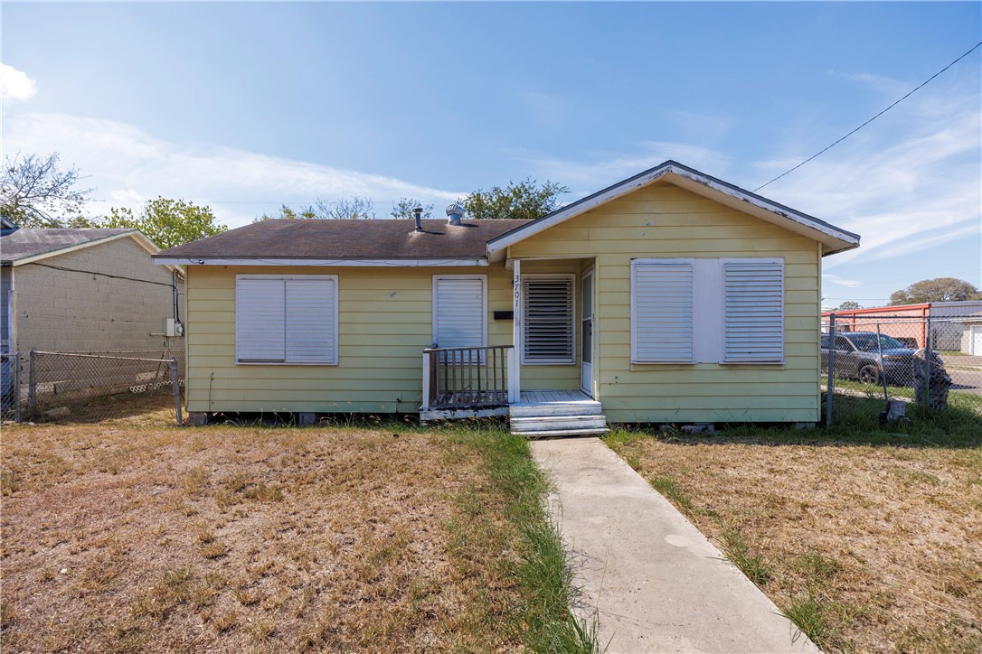 3701 Bertram Street Corpus Christi TX 78416