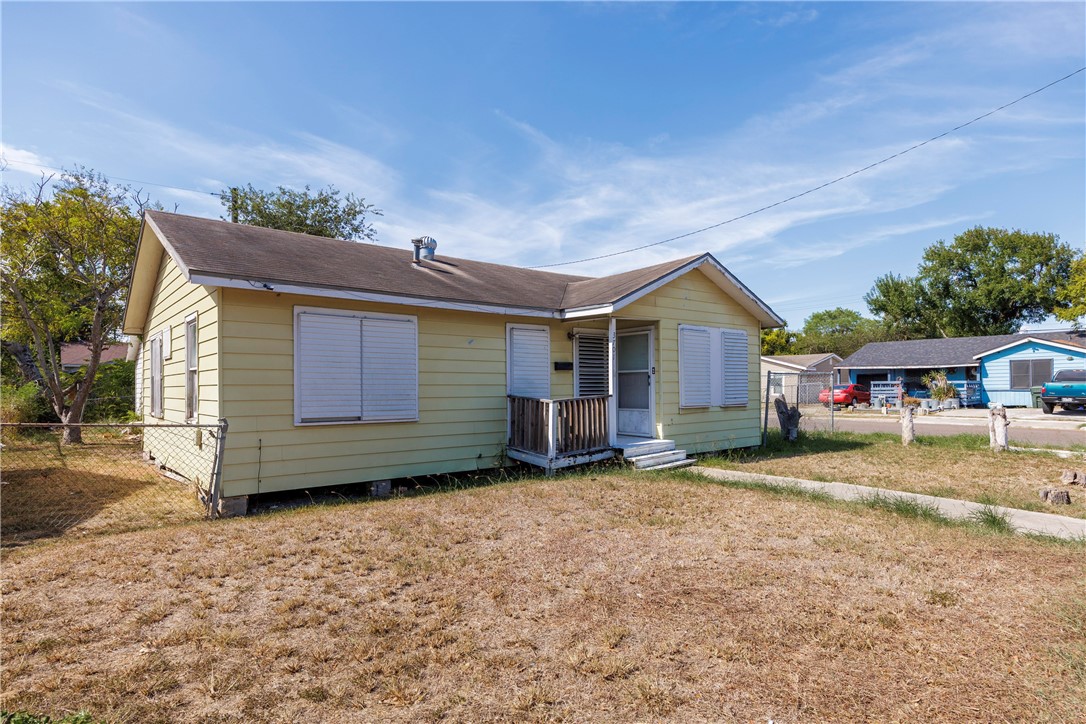 3701 Bertram Street Corpus Christi TX 78416