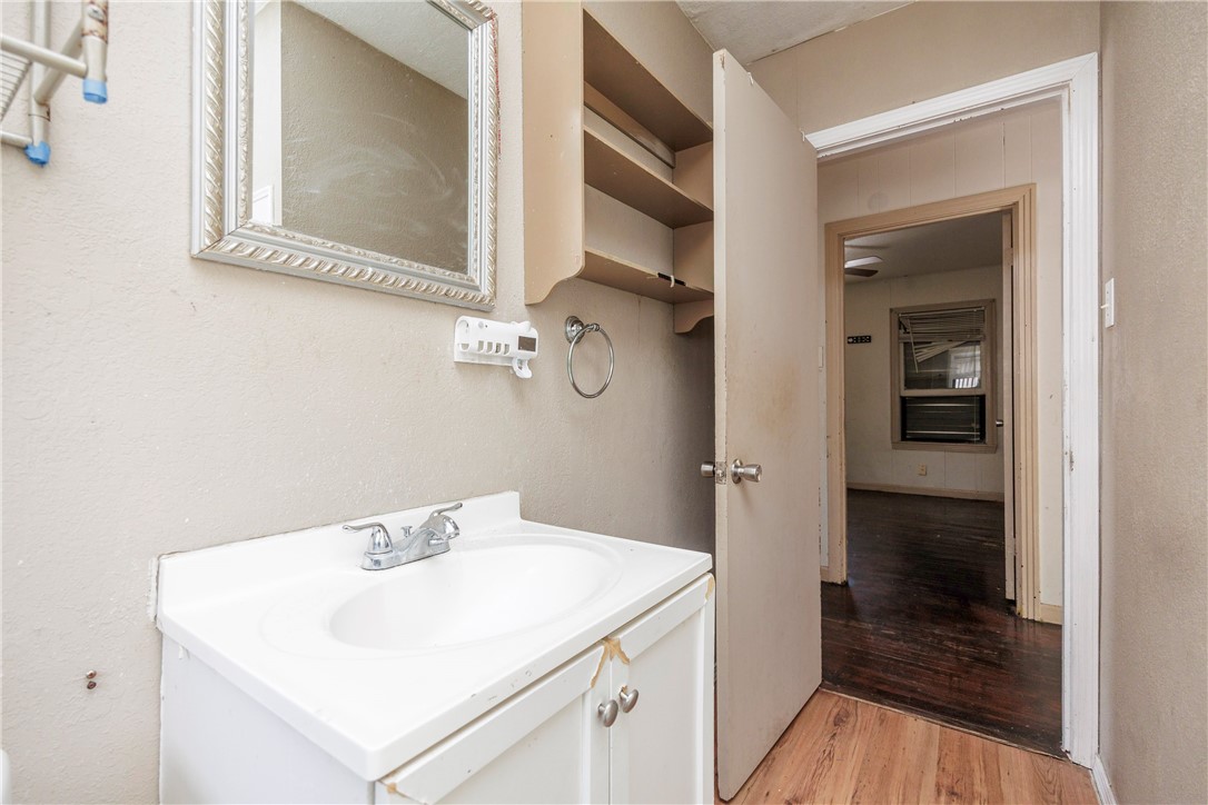 3701 Bertram Street Corpus Christi TX 78416