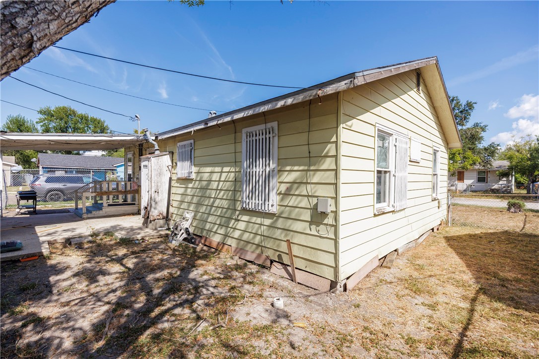 3701 Bertram Street Corpus Christi TX 78416