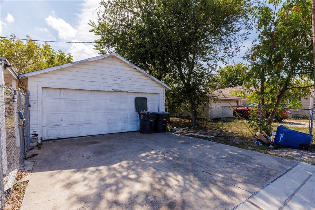 3701 Bertram Street Corpus Christi TX 78416