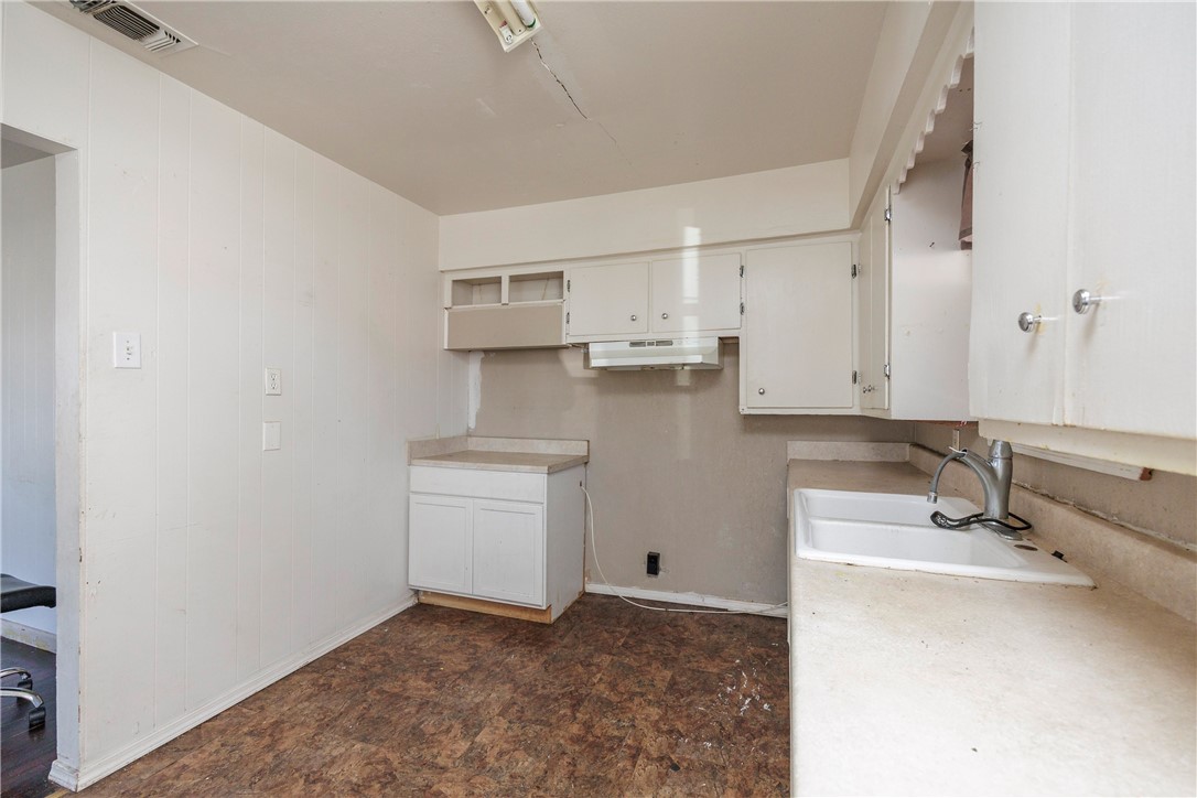 3701 Bertram Street Corpus Christi TX 78416
