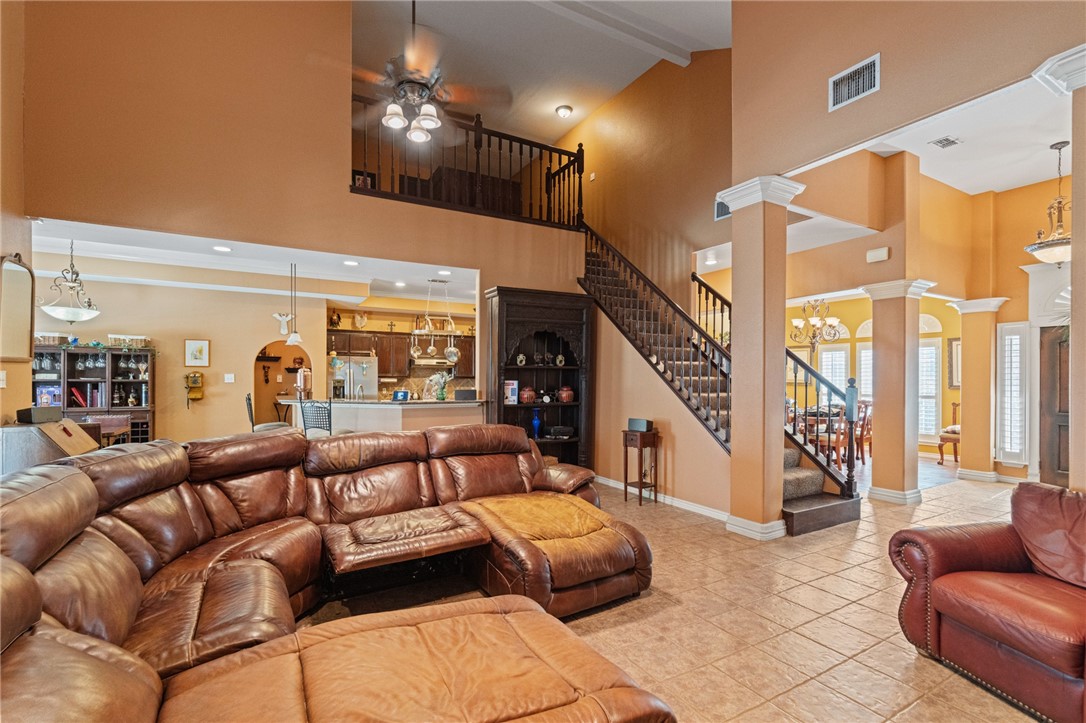 5921 King Trail Corpus Christi TX 78414