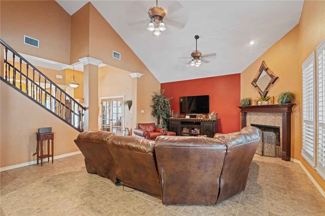 5921 King Trail Corpus Christi TX 78414