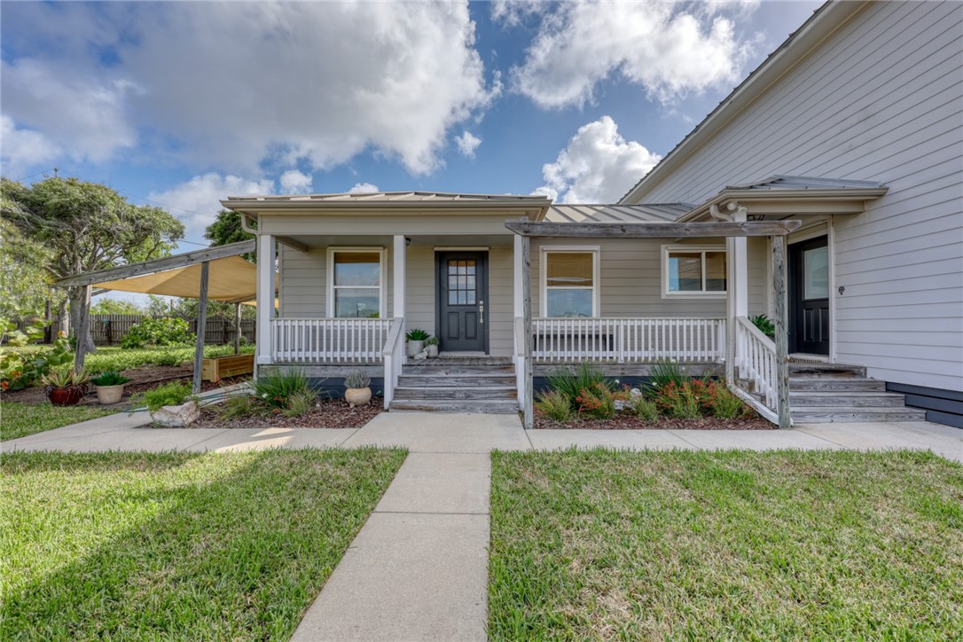 2233 Laguna Shores Corpus Christi TX 78418
