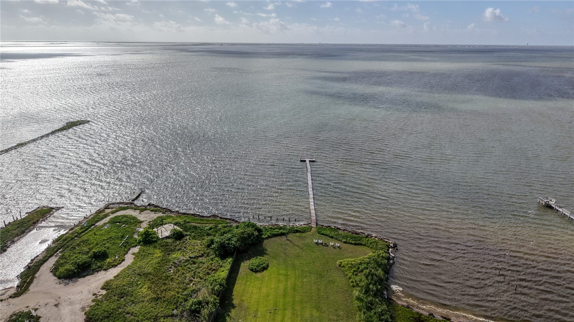 2233 Laguna Shores Corpus Christi TX 78418