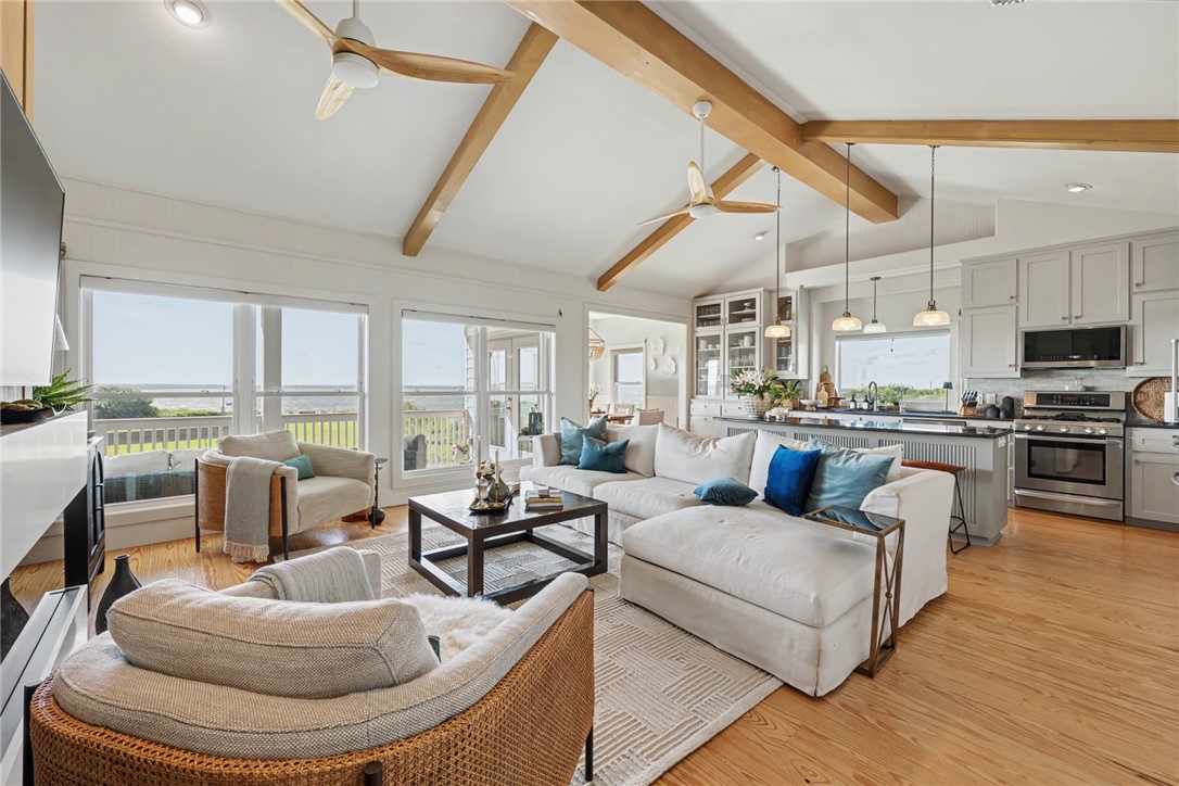 2233 Laguna Shores Corpus Christi TX 78418