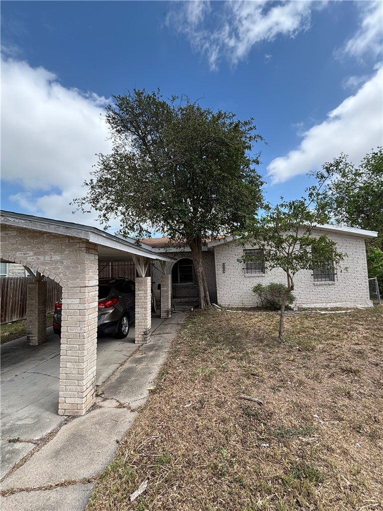 2834 Willard Corpus Christi TX 78404