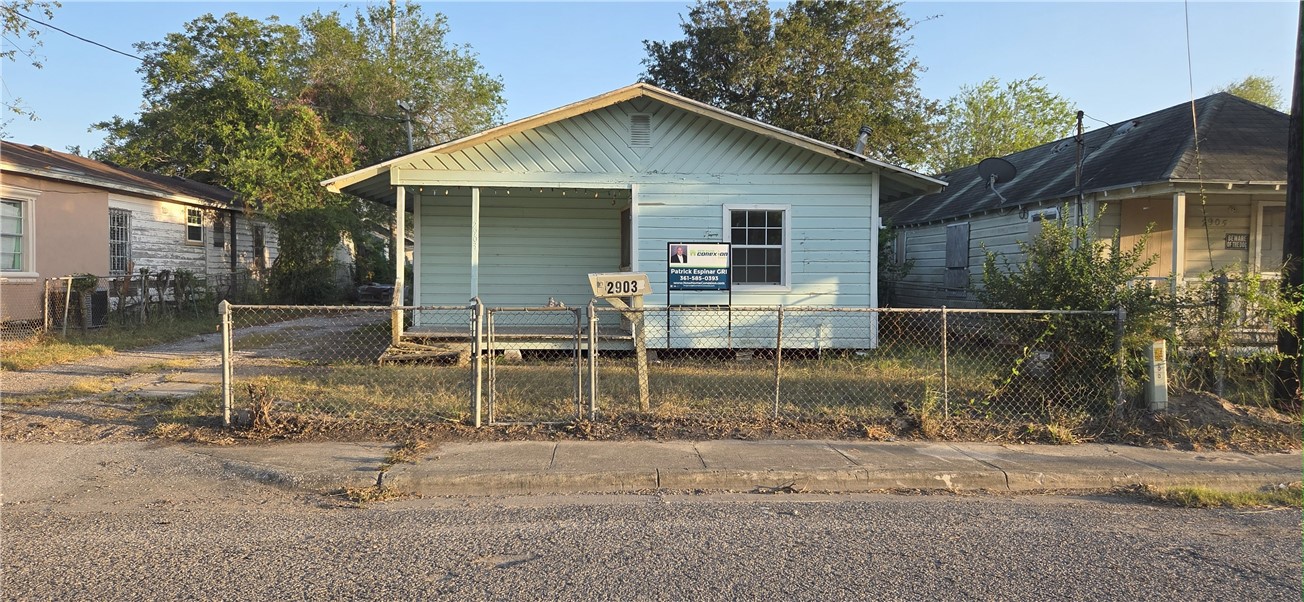 2903 Morris Street Corpus Christi TX 78405