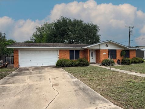 612 Short Street Sinton TX 78387