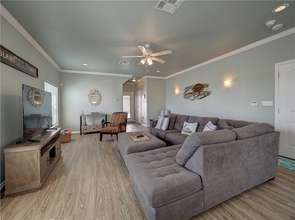 3021 S 11th Street 11 Port Aransas TX 78373