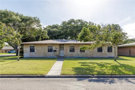 138 E Janin Circle Portland TX 78374