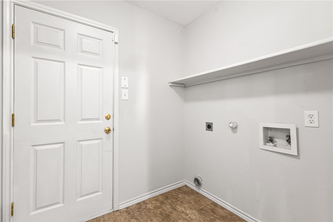 6713 Sudbury Corpus Christi TX 78414