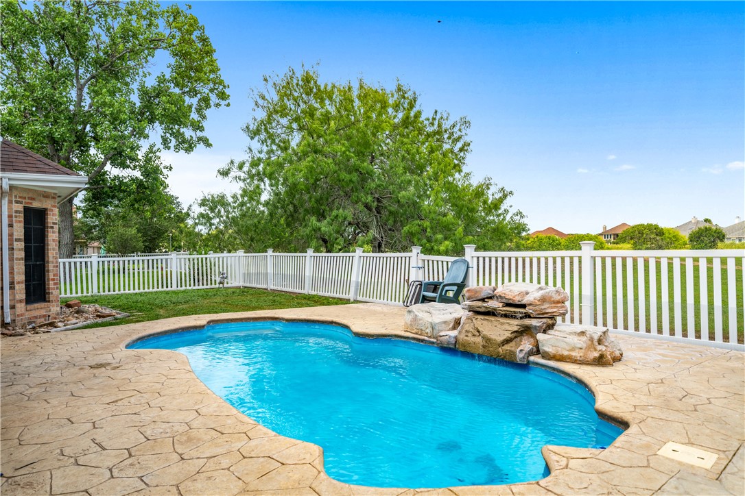 7905 Etienne Drive Corpus Christi TX 78414