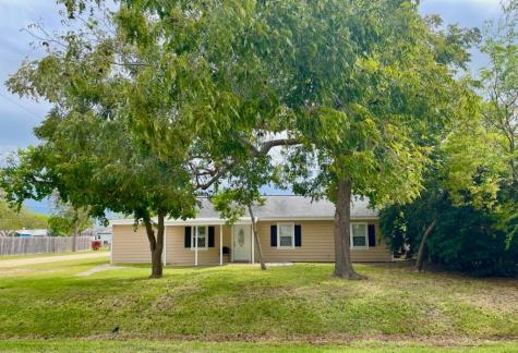 2712 Avenue H Ingleside TX 78362
