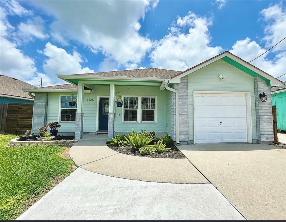 1125 Nagle Street Corpus Christi TX 78418