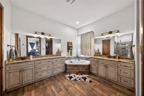 561 Carmel Drive Sandia TX 78383