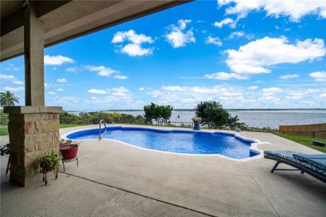 561 Carmel Drive Sandia TX 78383