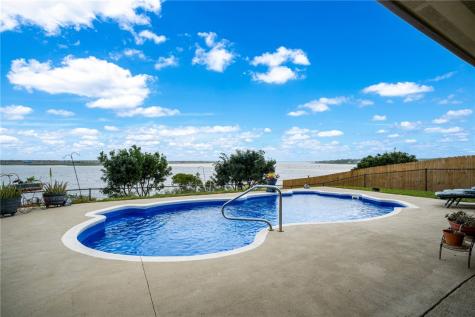561 Carmel Drive Sandia TX 78383