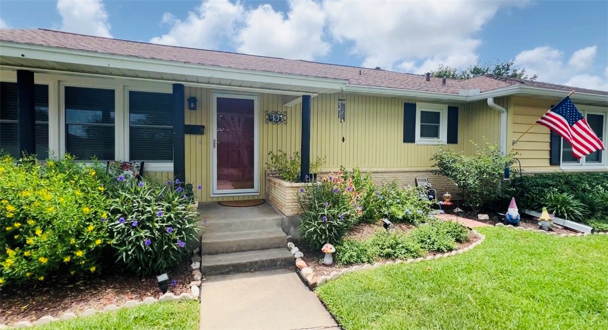 305 Circle Drive Corpus Christi TX 78412