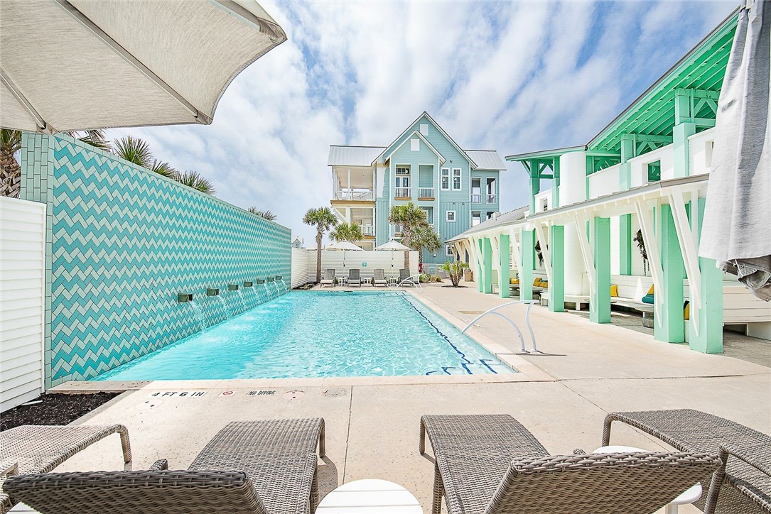 523 Sunrise Avenue Port Aransas TX 78373