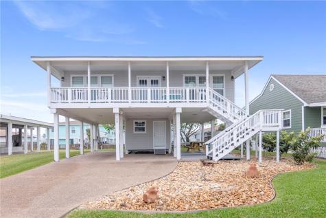 30 Nassau Drive Rockport TX 78382