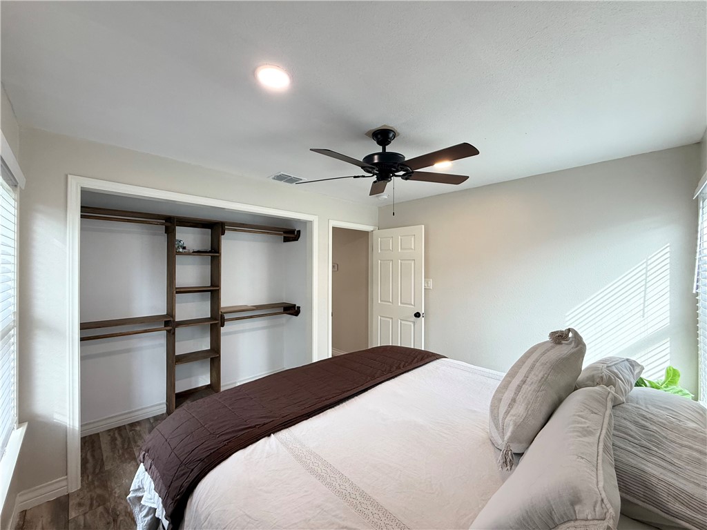 941 Acacia Drive Corpus Christi TX 78408