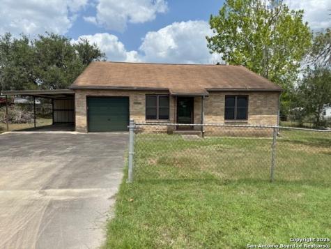 10442 Sixth Street Pettus TX 78146