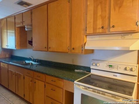 10442 Sixth Street Pettus TX 78146