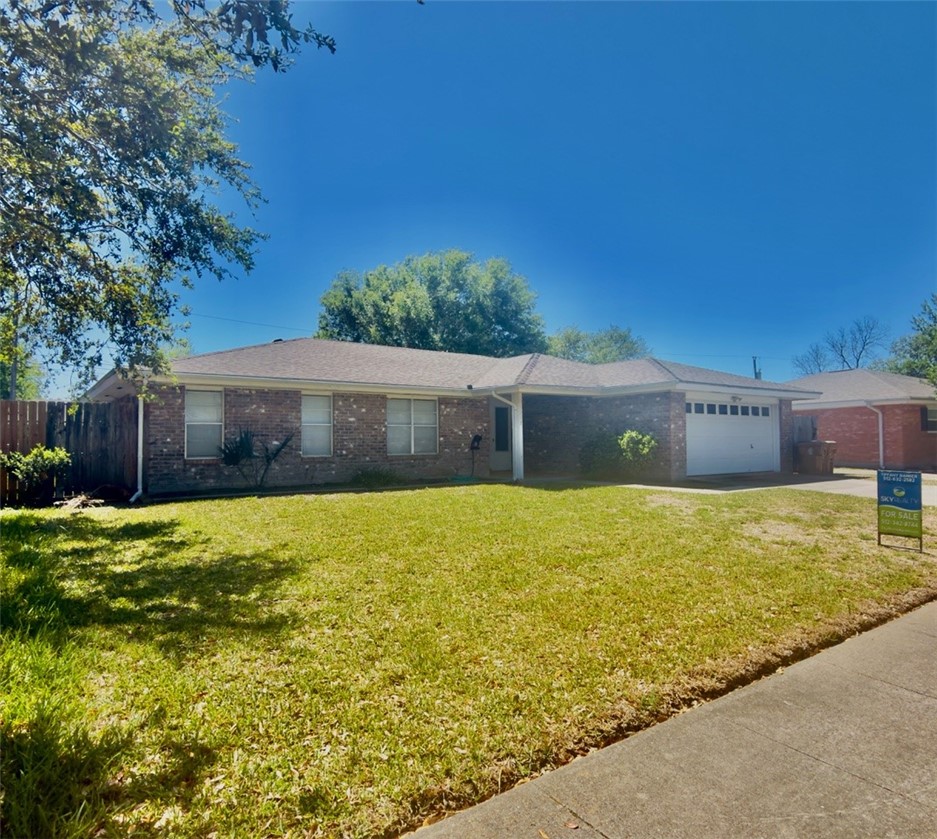 3917 Devonshire Drive Corpus Christi TX 78415