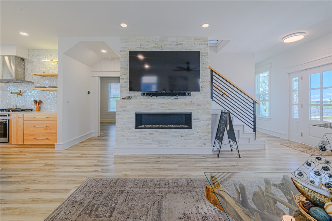 1227 S Magnolia Street Rockport TX 78382