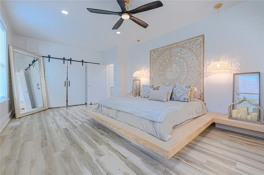 1227 S Magnolia Street Rockport TX 78382
