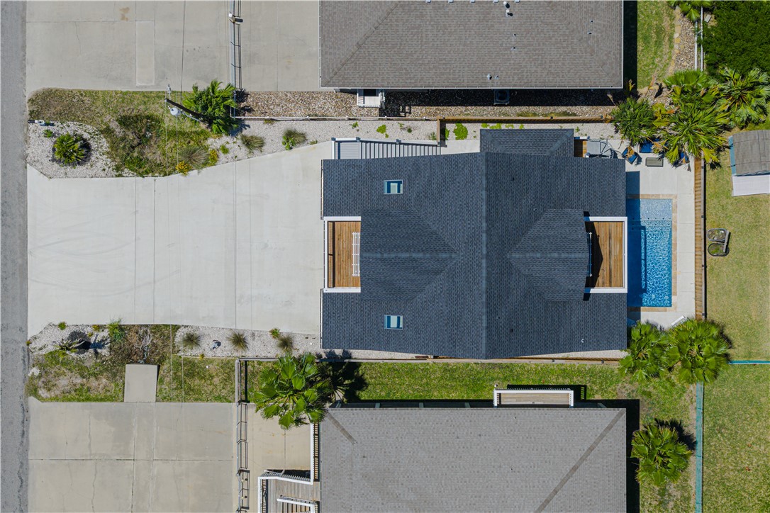 1227 S Magnolia Street Rockport TX 78382