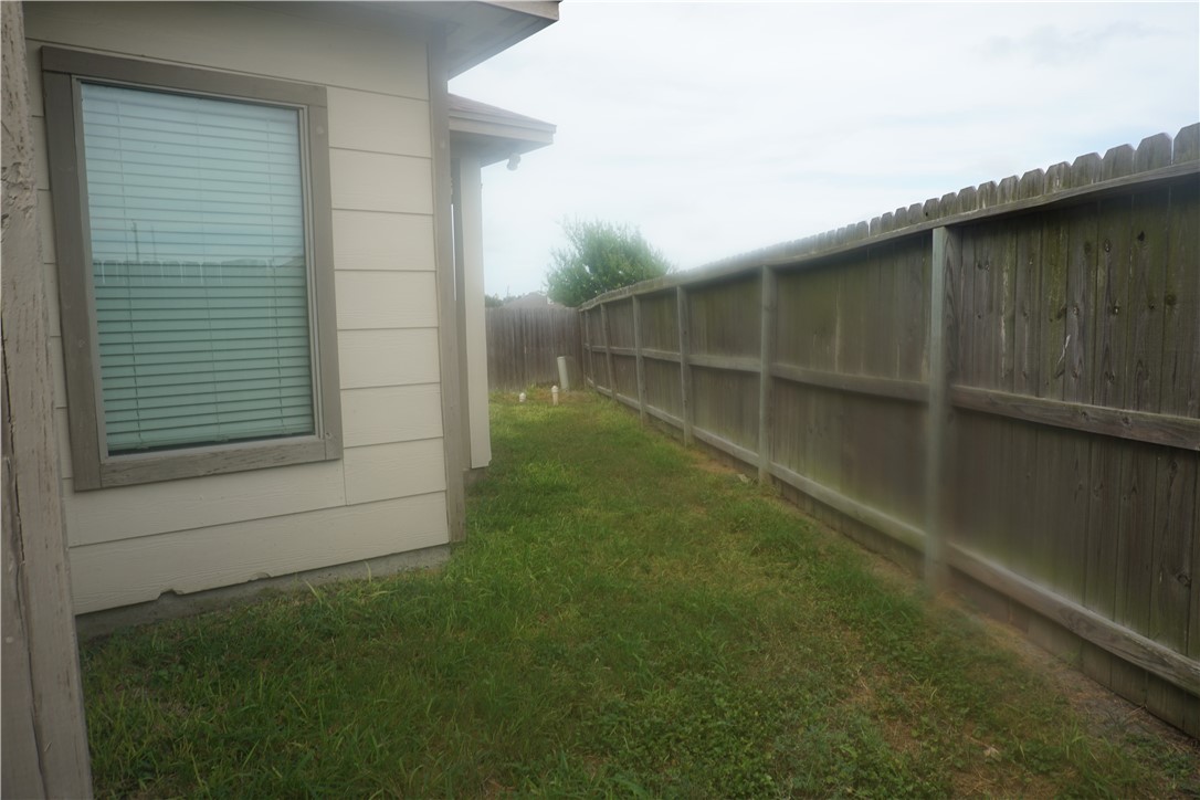 2810 Lake Tranquility Corpus Christi TX 78414