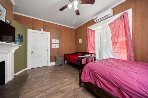 1009 E Sinton Street Sinton TX 78387