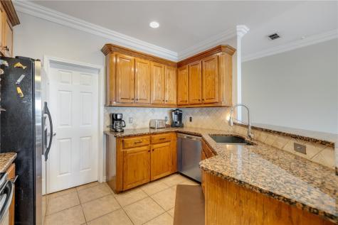 15402 Seamount Cay Court 101 Corpus Christi TX 78418