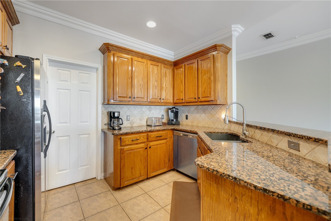 15402 Seamount Cay Court 101 Corpus Christi TX 78418