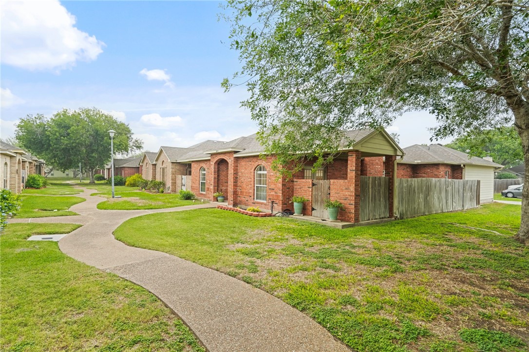 7205 Mansions Dr U1 Corpus Christi TX 78414