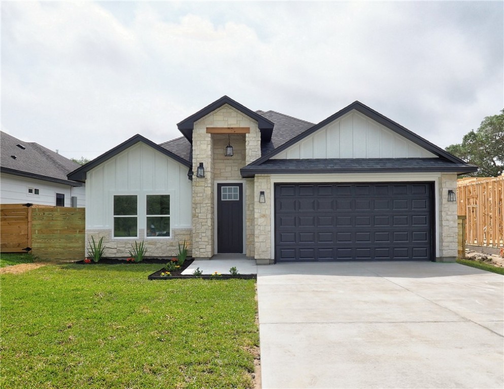 1009 S 13th Street Aransas Pass TX 78336