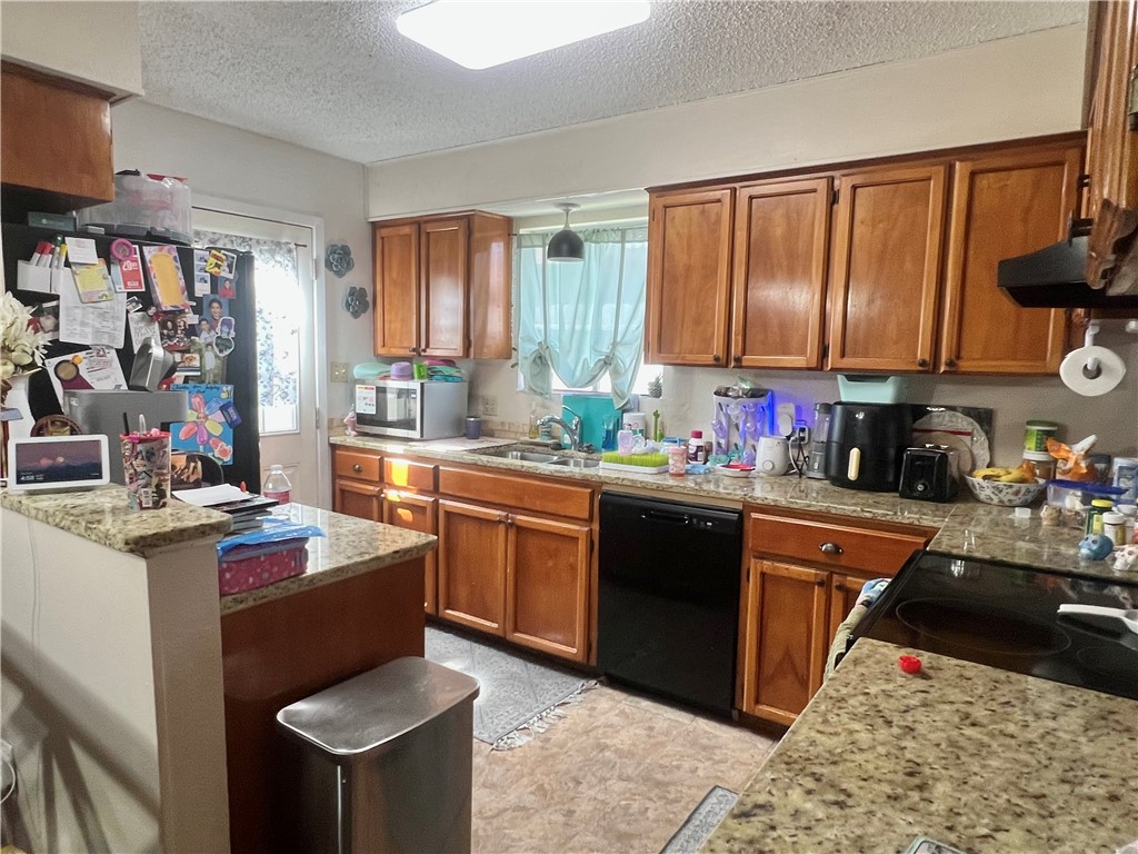 2413 Manitoba Drive Corpus Christi TX 78418